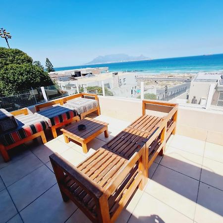 2Whitewaters Bloubergstrand Homestay Luaran gambar