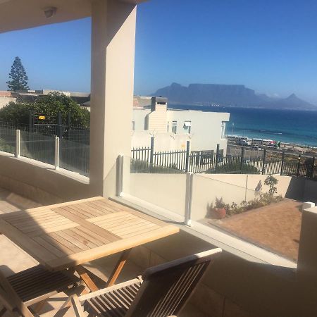 2Whitewaters Bloubergstrand Homestay Luaran gambar
