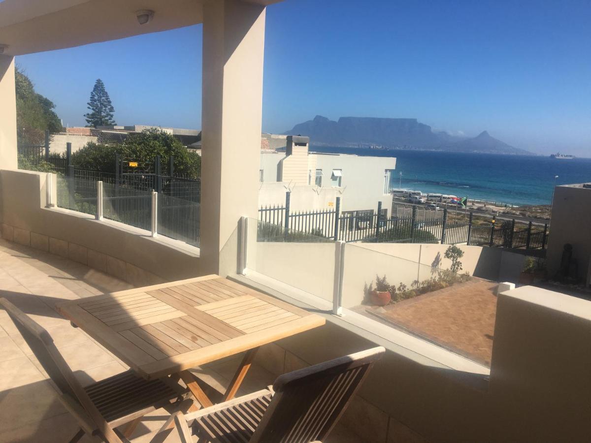 2Whitewaters Bloubergstrand Homestay Luaran gambar