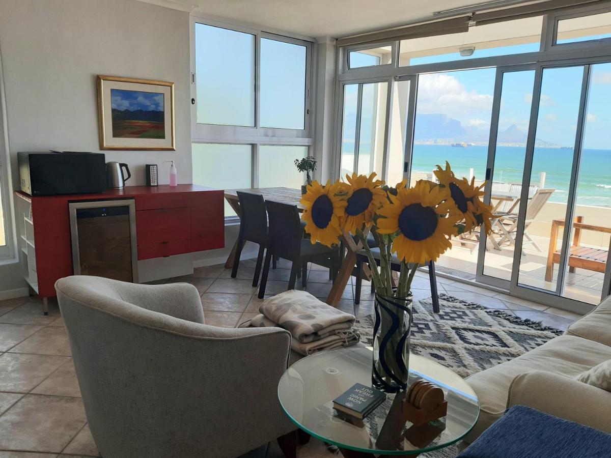 2Whitewaters Bloubergstrand Homestay Luaran gambar